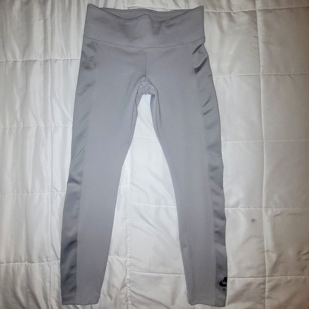 Nike Air Leggings - Picture 4 of 5